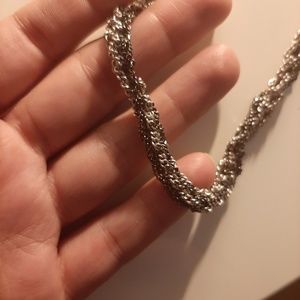 urban decay long shades of silver necklace